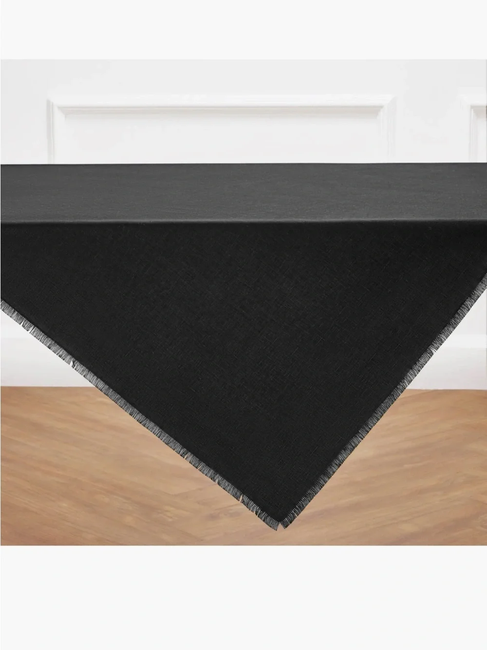 NEW Solino Home 100% Linen Fringed Table Throw. 52”x52” Black
